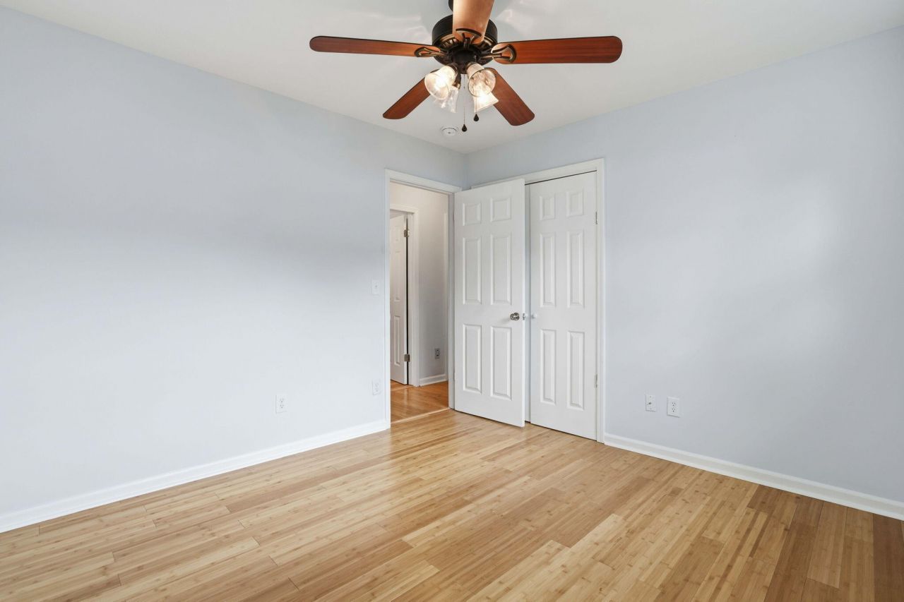 8517 Deerwood Drive Photo 15