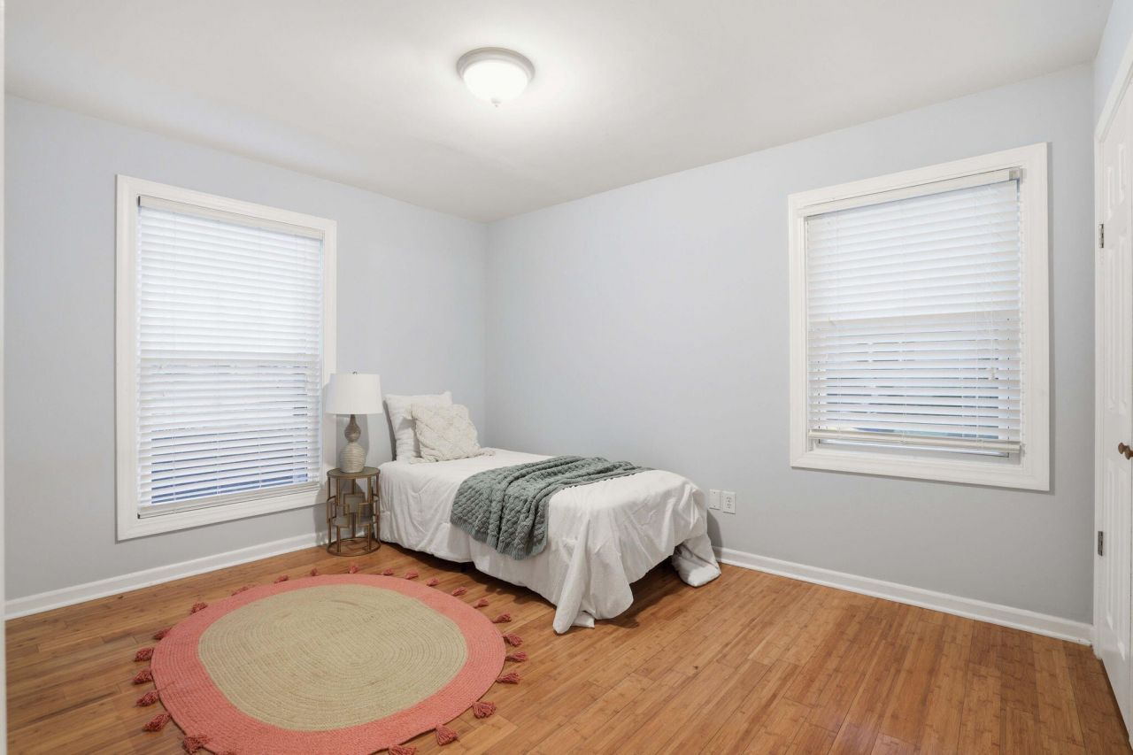 8517 Deerwood Drive Photo 15