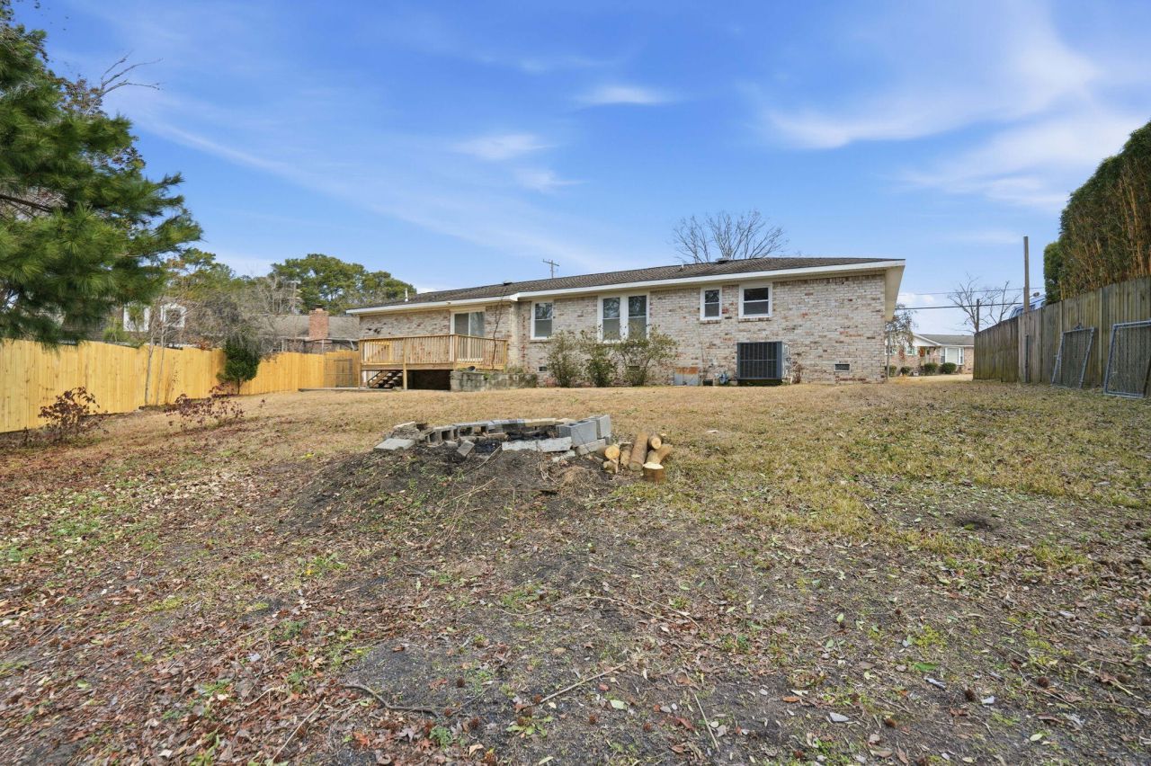 8517 Deerwood Drive Photo 26