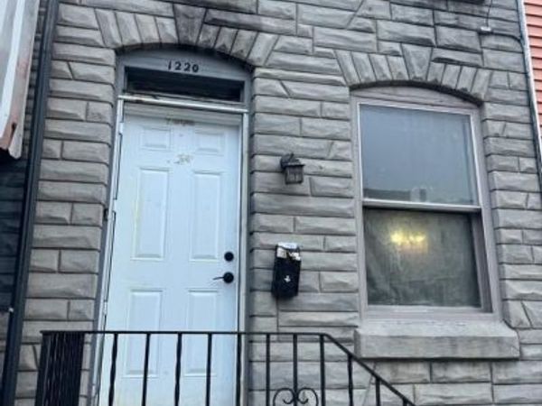 1220 MUHLENBERG STREET, READING, PA 19602