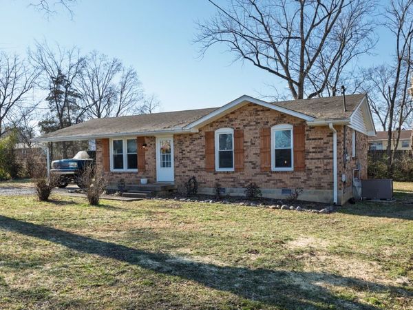 139 Laurel Ct, Hendersonville, TN 37075