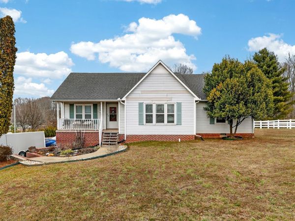 531 Oliver Smith Rd, Flintville, TN 37335