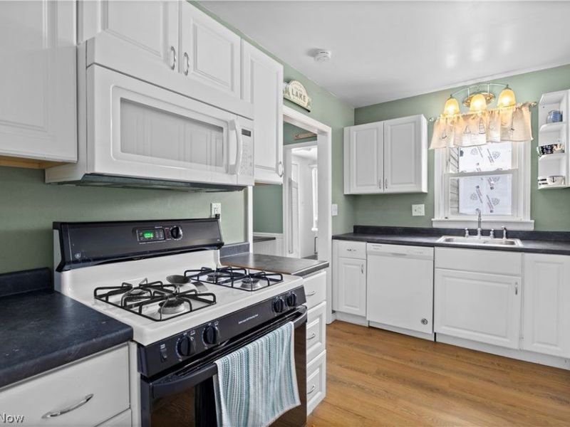 201 Dayton Avenue, Huron, OH 44839 Photo 8