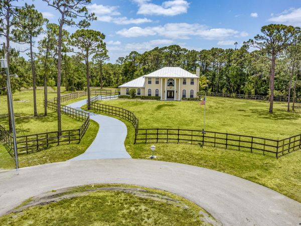 3202 SW Holly Lane, Palm City, FL 34990