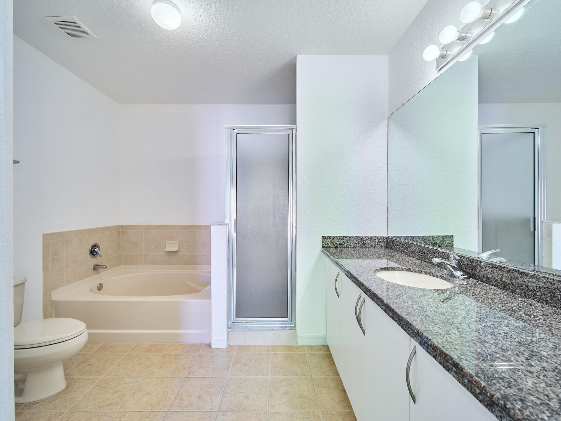 140 SW Peacock Boulevard, Unit 21-202, Port Saint Lucie, FL 34986 Photo