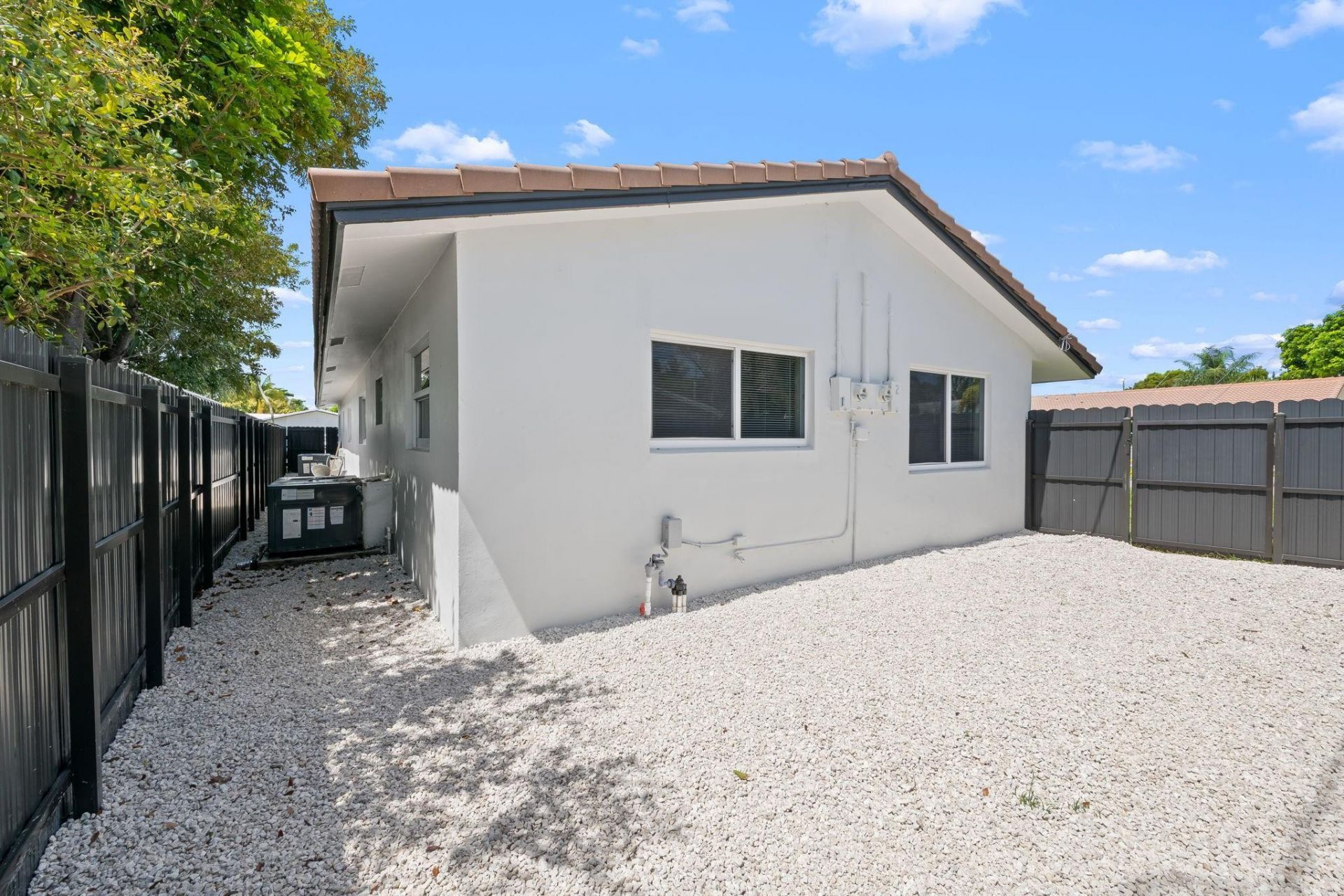 832 NE 12th Avenue, Pompano Beach, FL 33060 Photo