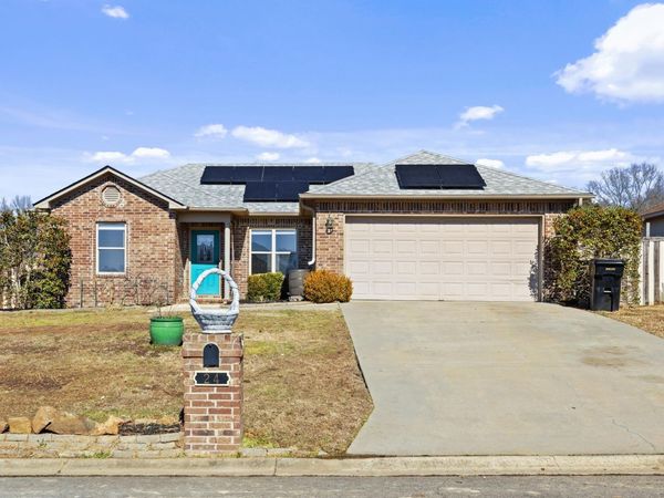 24 Magnolia Lane, Ward, AR 72176