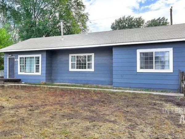 550 Nw Birch Ave, Mountain Home, ID 83647