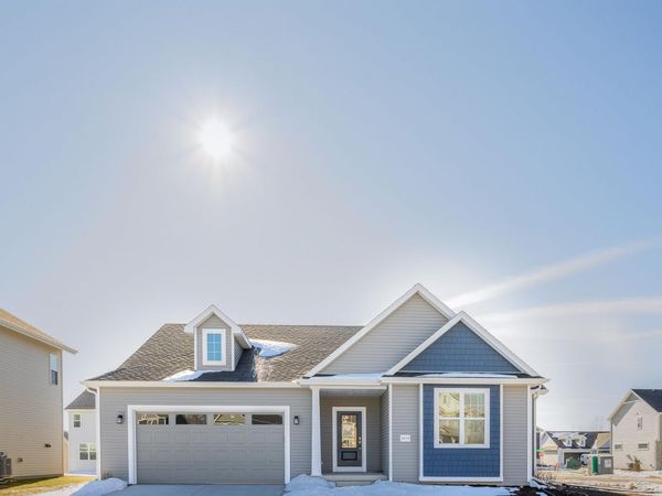 2573 Water Lily Circle, Sun Prairie, WI 53590