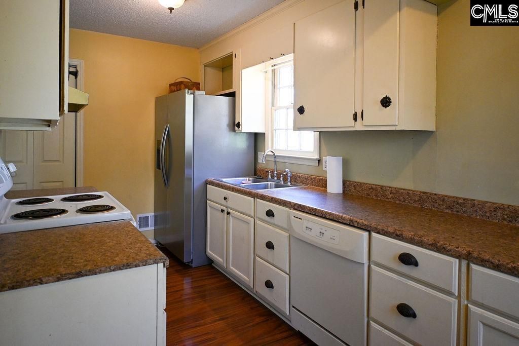 1118 Flora Drive  Photo 8