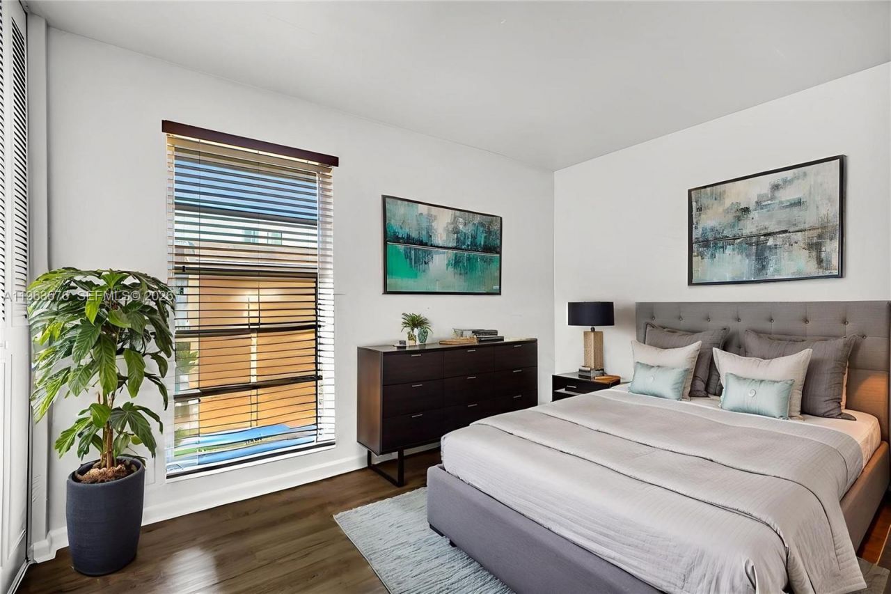 9459 SW 76th St, Unit R7, Miami, FL 33173 Photo