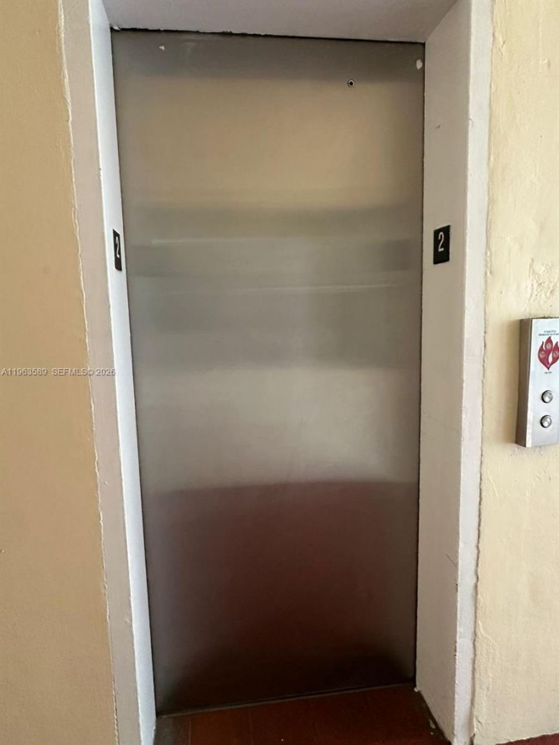 2008 N Jackson St, Unit B4, Hollywood, FL 33020 Photo