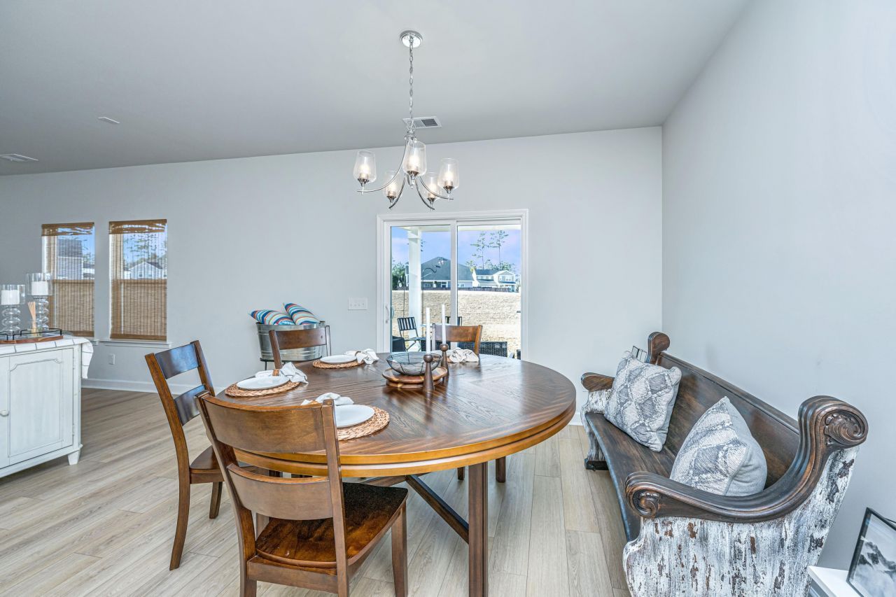 436 Navona Drive Photo 11