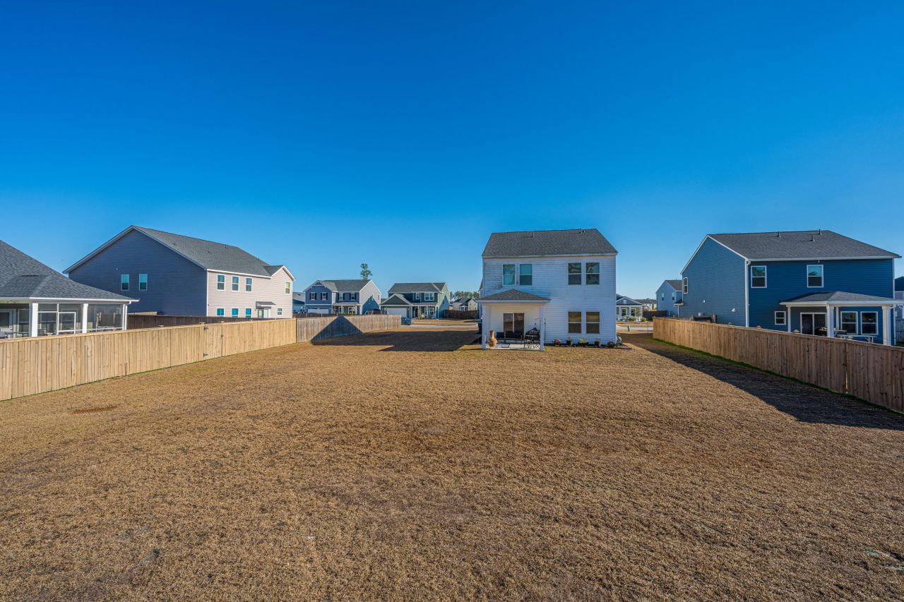 436 Navona Drive Photo 22