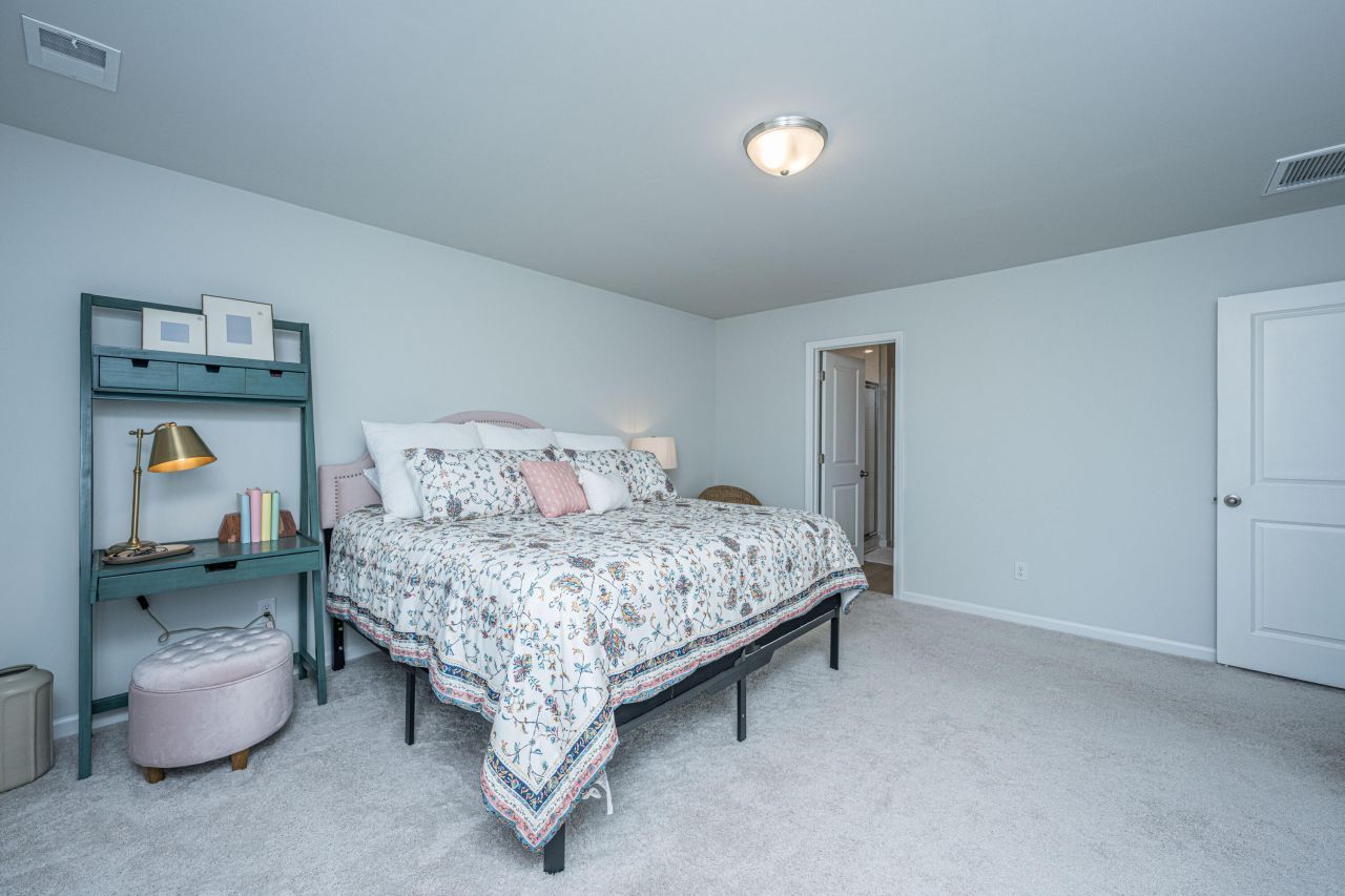 436 Navona Drive Photo 29