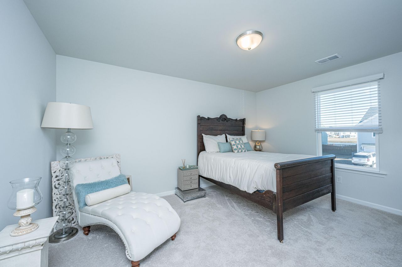 436 Navona Drive Photo 33