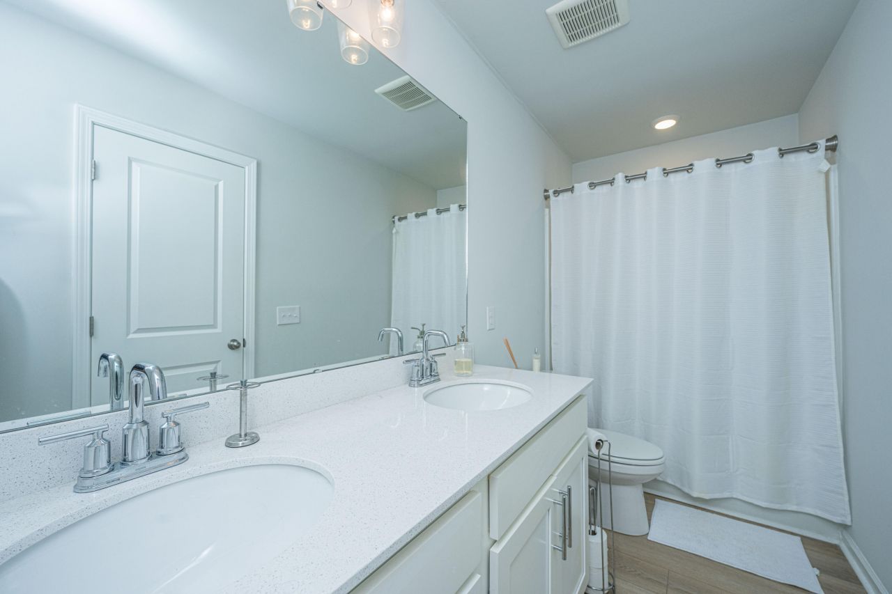 436 Navona Drive Photo 35