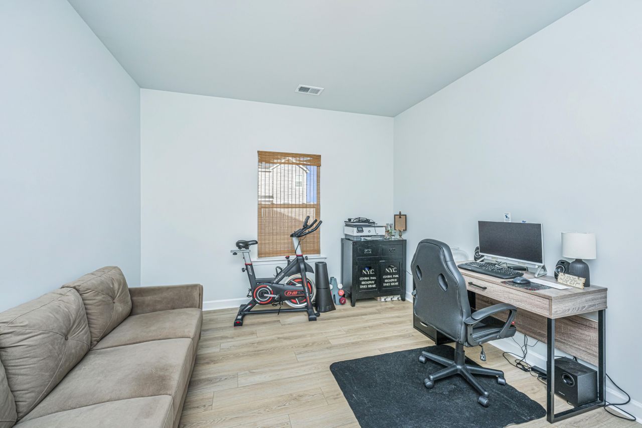 436 Navona Drive Photo 38