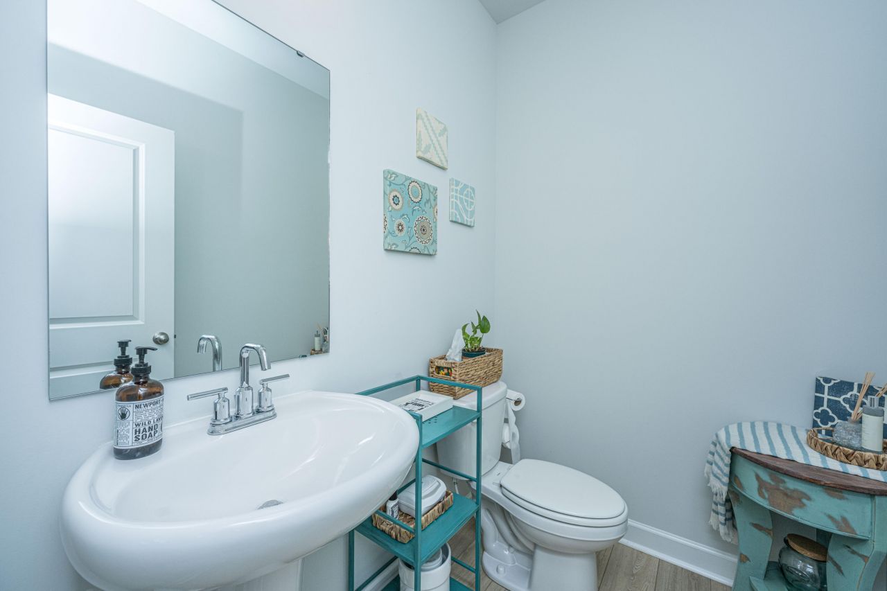 436 Navona Drive Photo 39