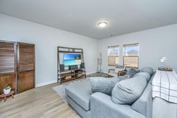 436 Navona Drive photo 4