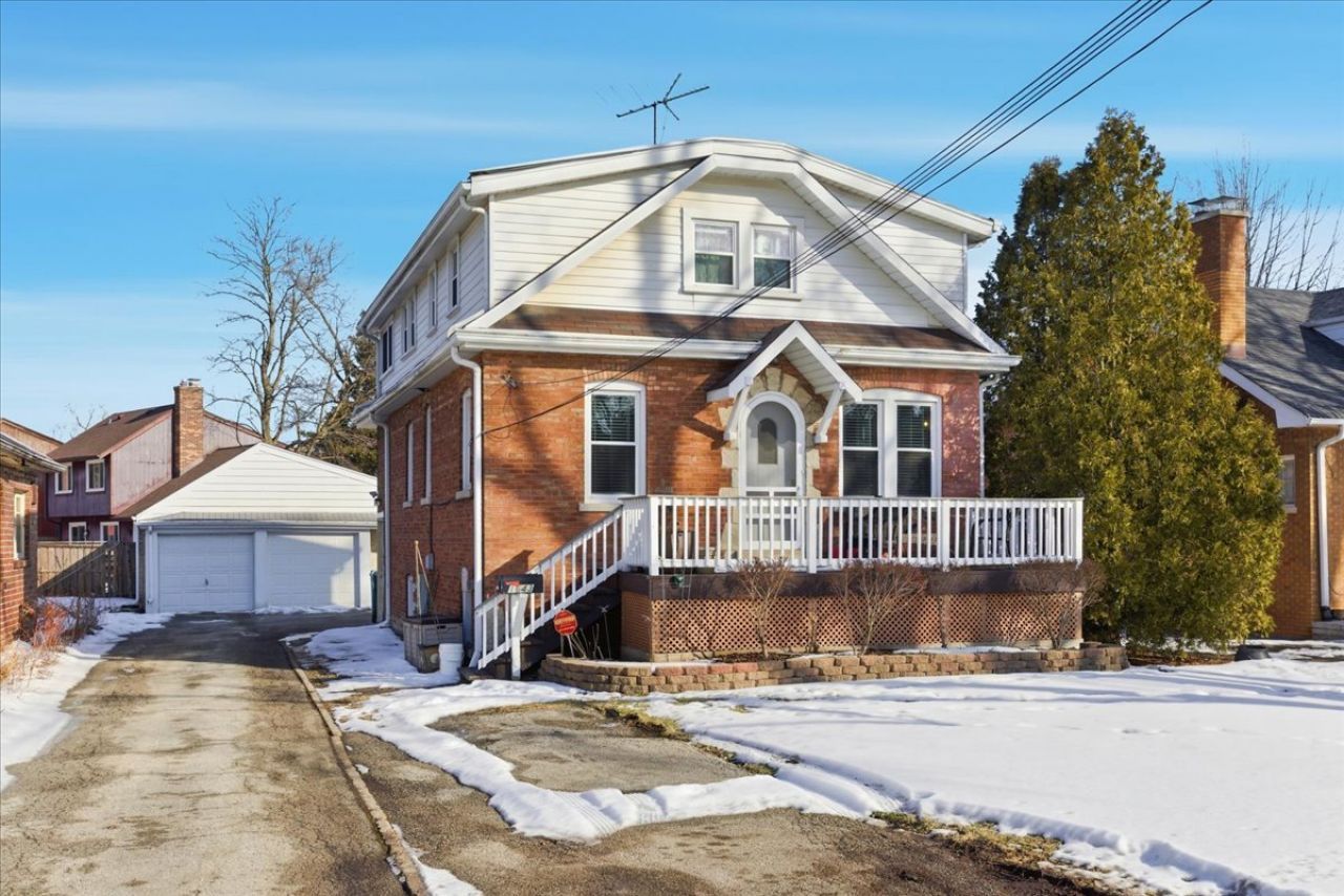 1643 Harding Road, Northfield, IL 60093 Main Photo