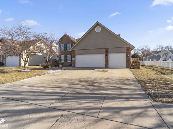 1064 N 129th Infantry Drive, Joliet, IL 60435