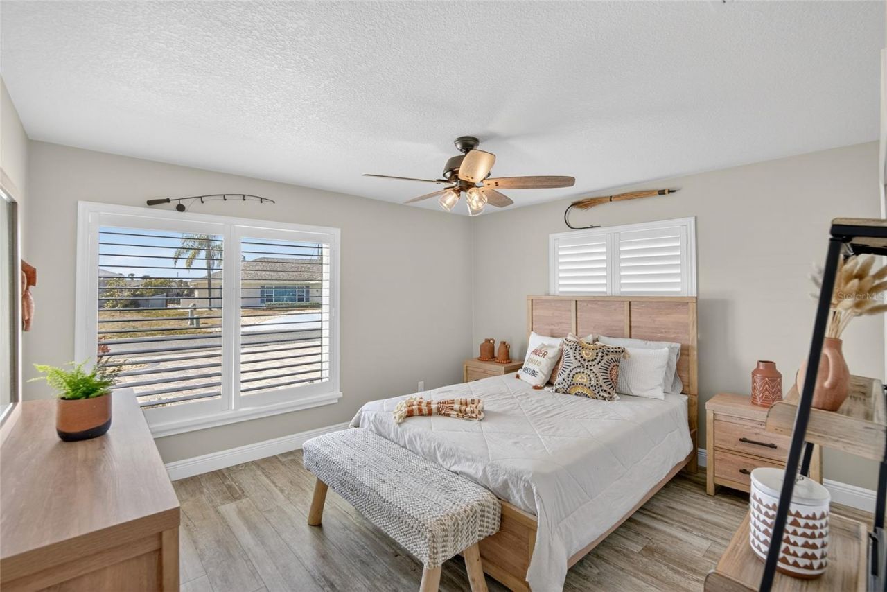 6404 Lake Sunrise Drive, Apollo Beach, FL 33572 Photo