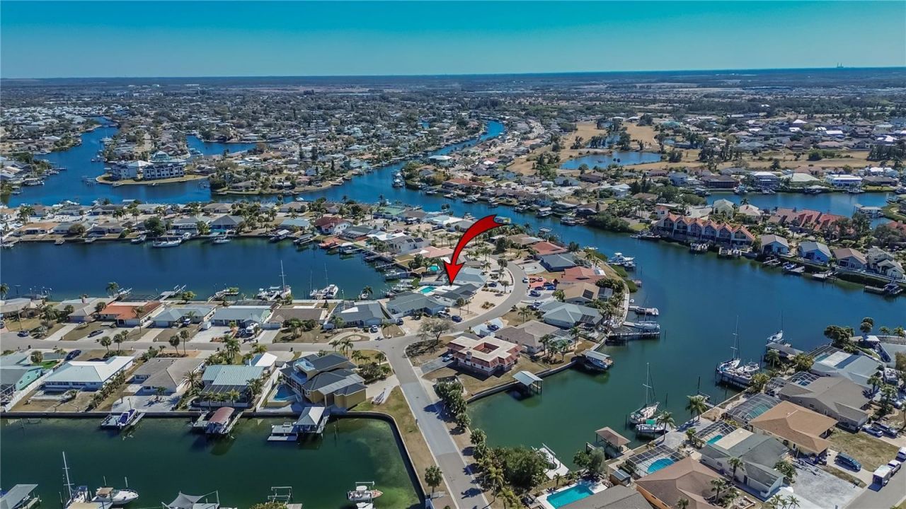 6404 Lake Sunrise Drive, Apollo Beach, FL 33572 Photo