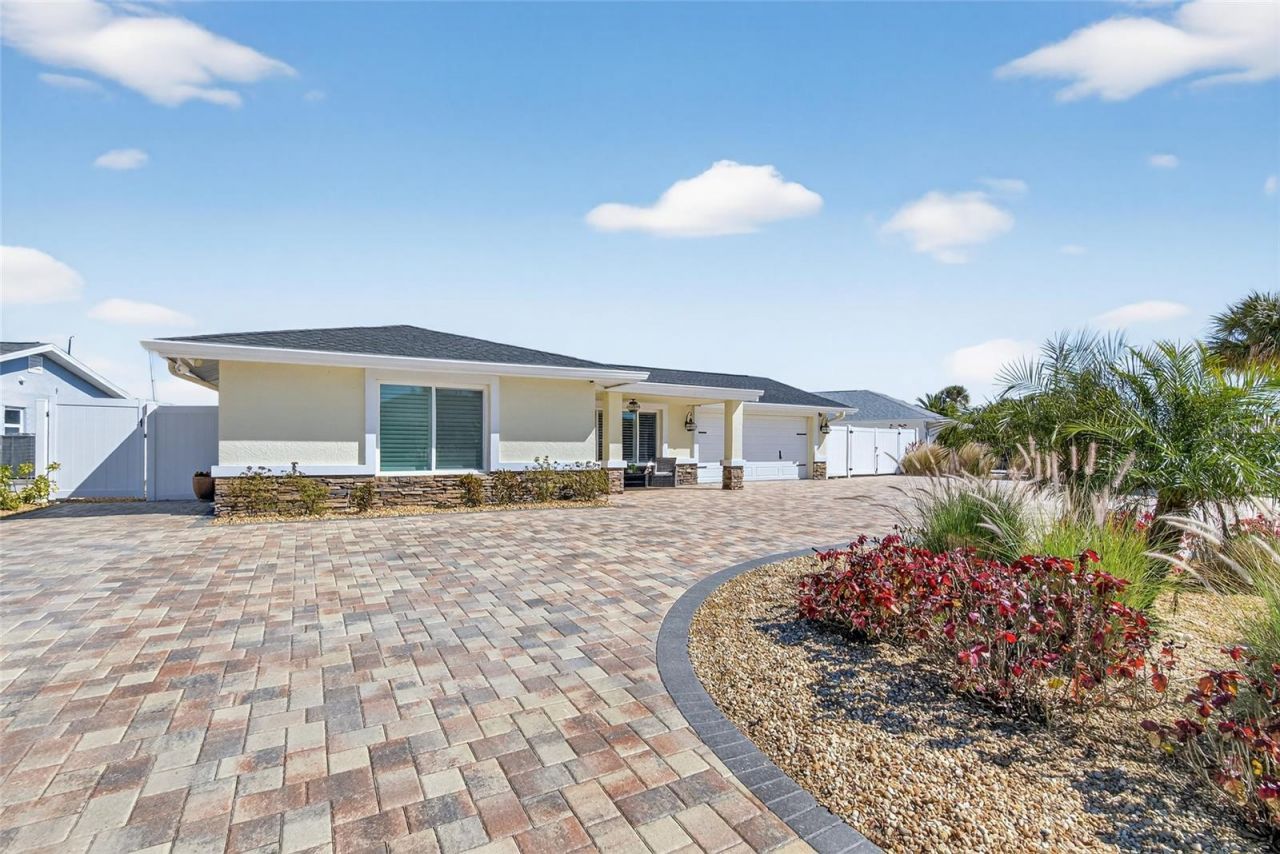 6404 Lake Sunrise Drive, Apollo Beach, FL 33572 Photo