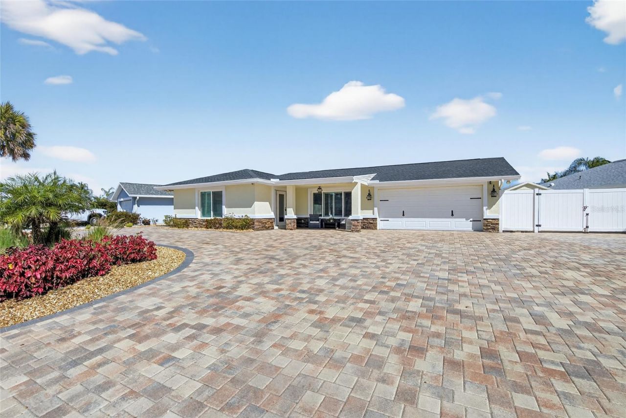 6404 Lake Sunrise Drive, Apollo Beach, FL 33572 Photo