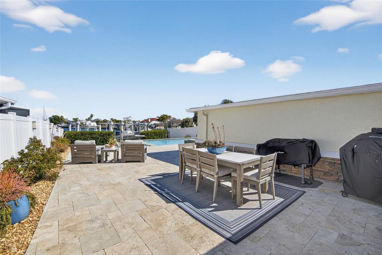 6404 Lake Sunrise Drive, Apollo Beach, FL 33572 Photo