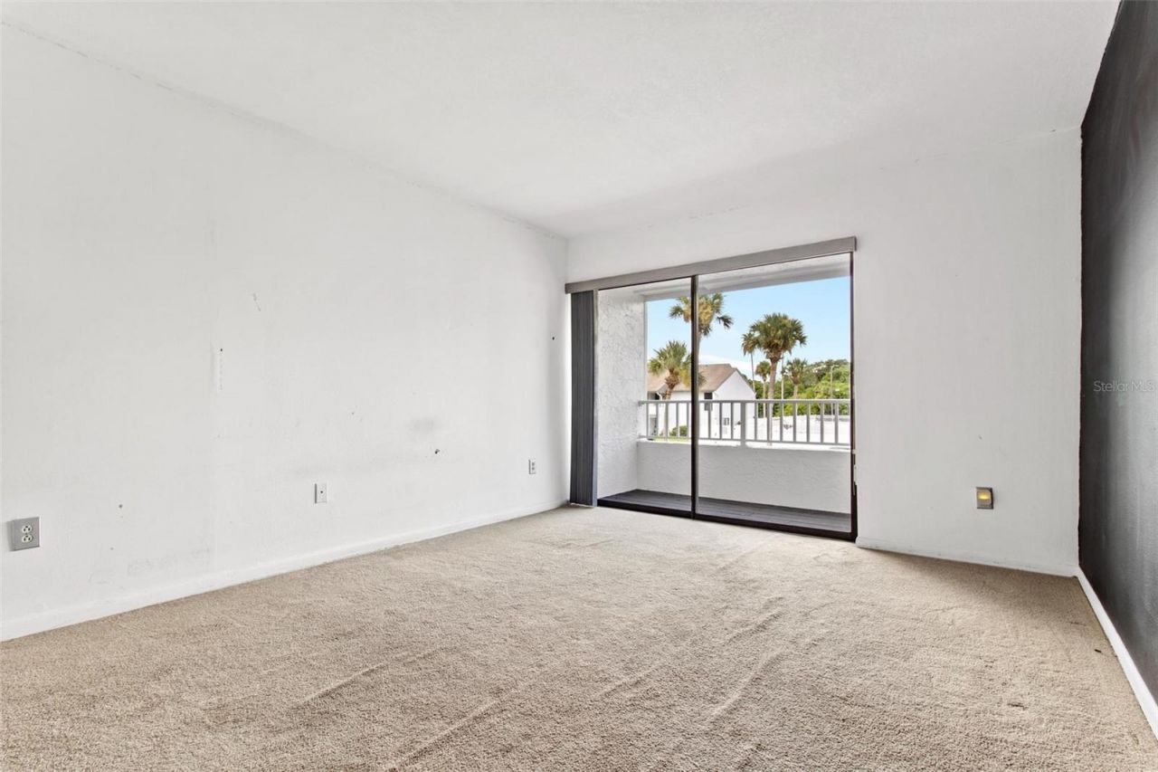 2075 Lakewood Club Drive S, Unit 6A, Saint Petersburg, FL 33712 Photo