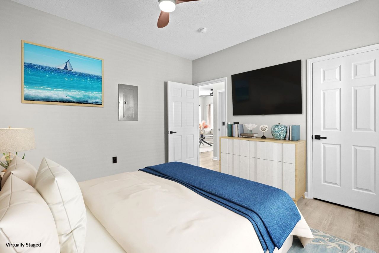 1990 Cross Gate Blvd. Photo 17