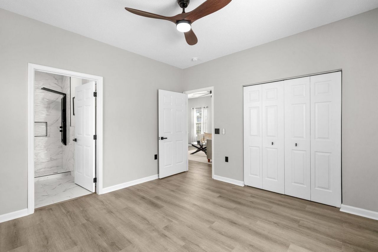 1990 Cross Gate Blvd. Photo 26