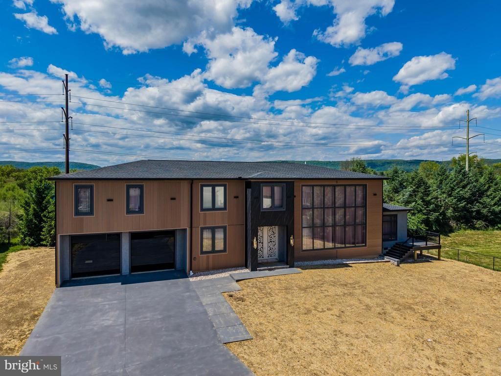 53 CUMBERLAND ESTATES DRIVE, MECHANICSBURG, PA 17050