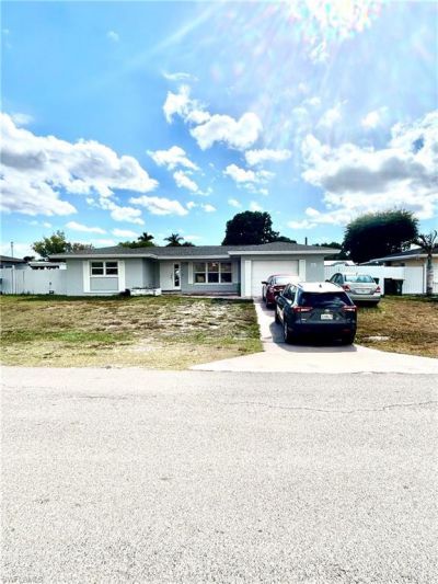 4356 22nd Pl Sw, Naples, FL 34116 Main Photo