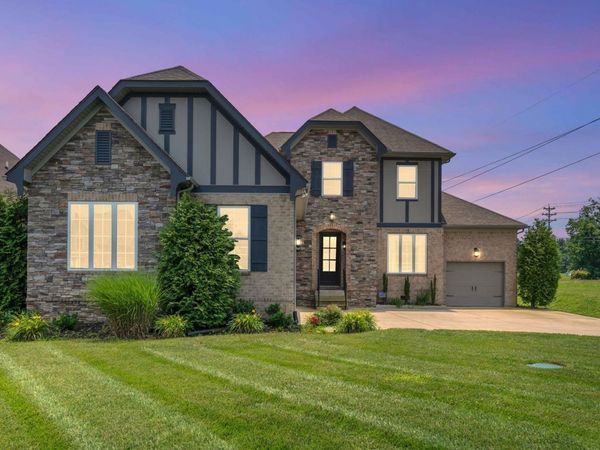 7121 Springwater St, Smyrna, TN 37167