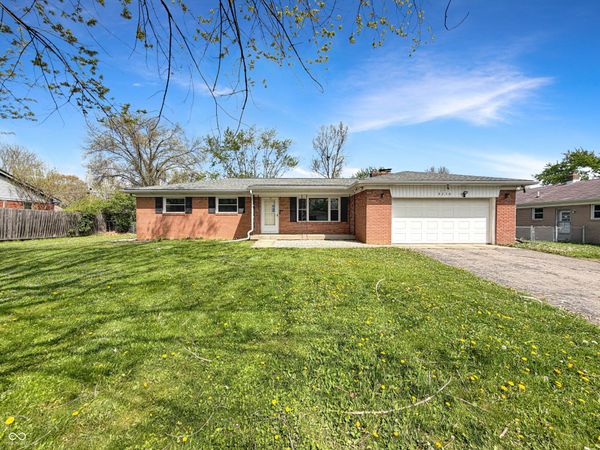 8230 E 11th Street, Indianapolis, IN 46219