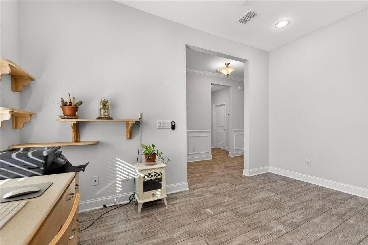 622 Beach Way Photo 18