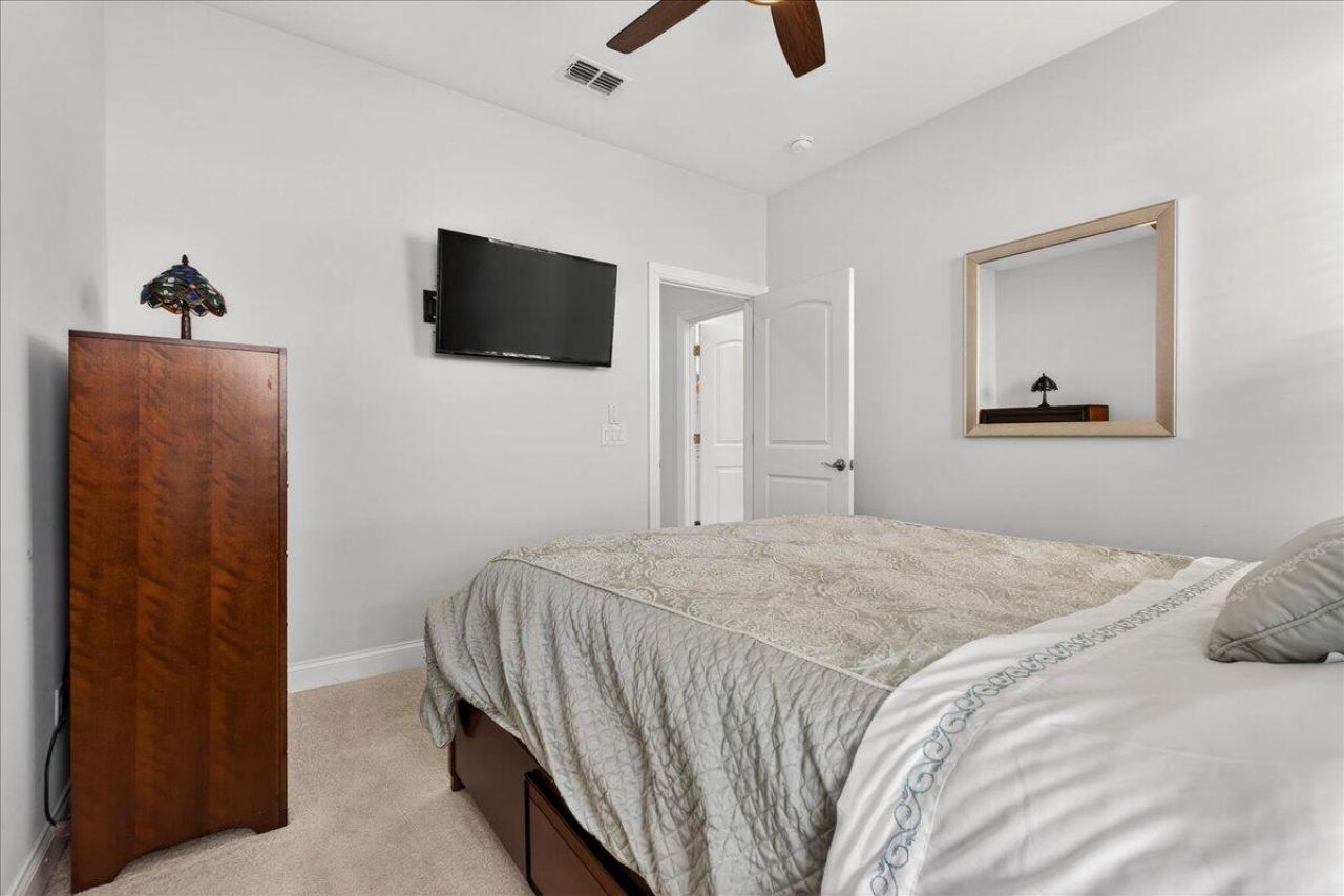 622 Beach Way Photo 26