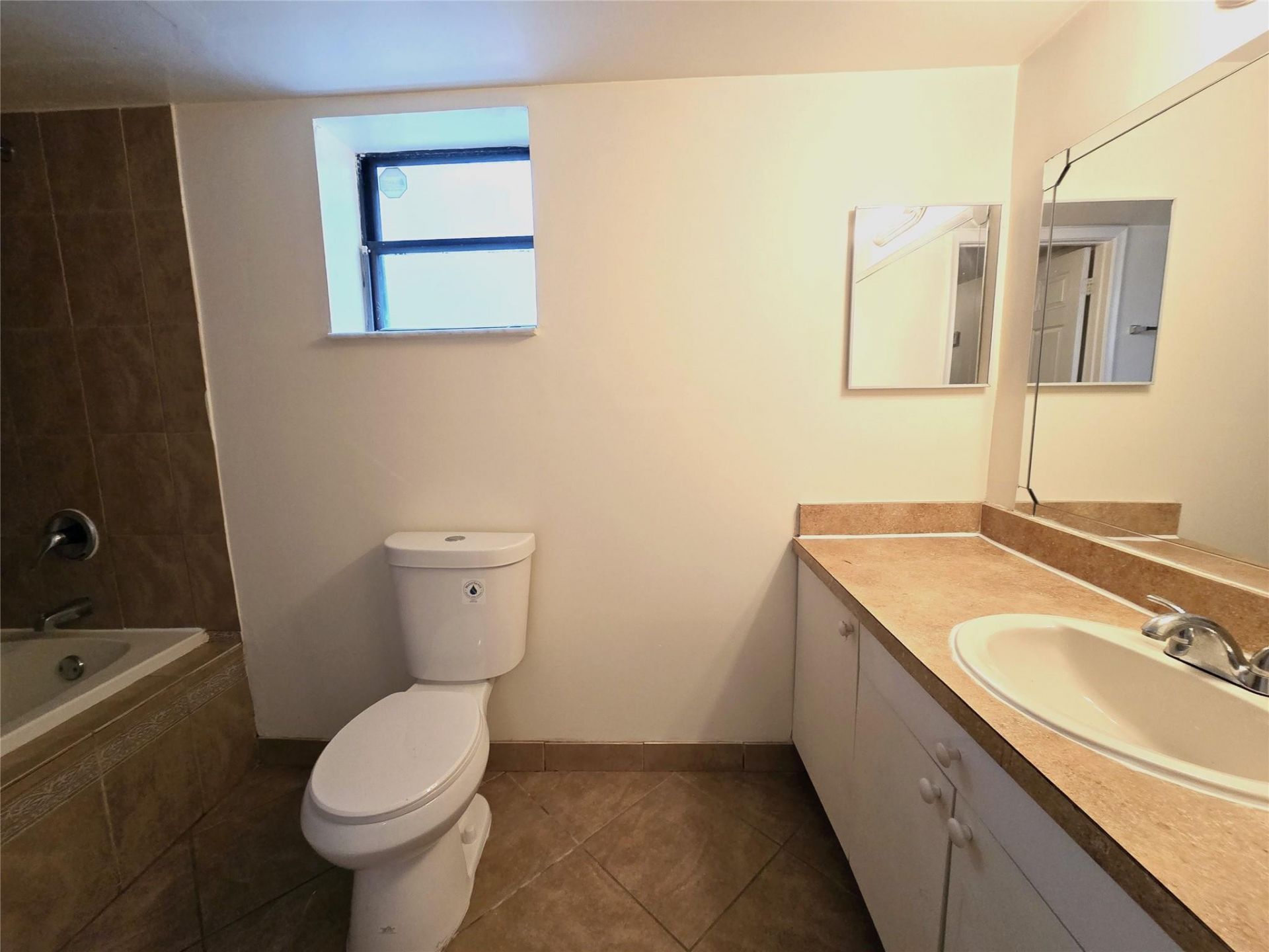 1950 N Congress Ave, Unit 103, West Palm Beach, FL 33401 Photo