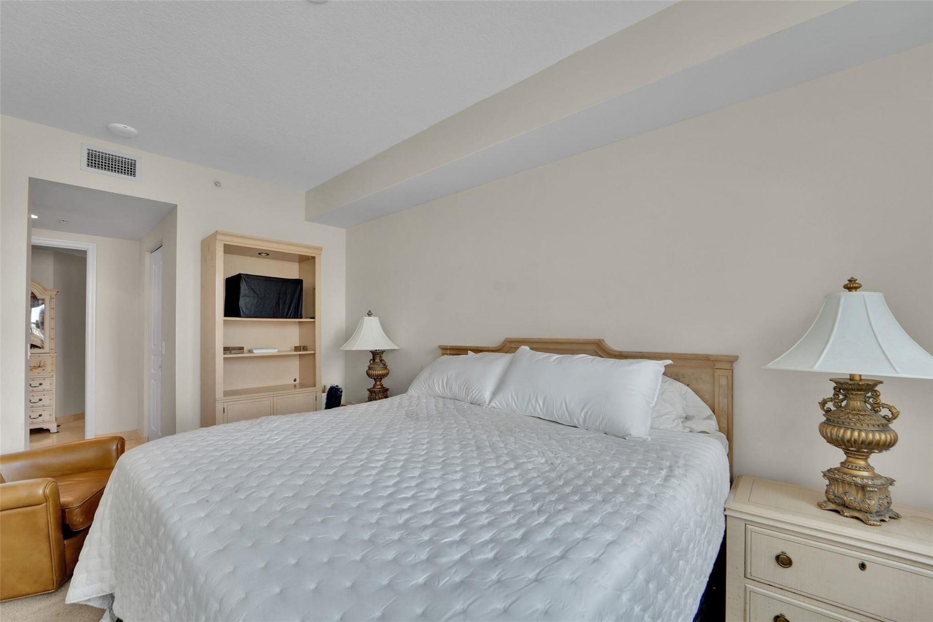 350 SE 2nd Street, Unit 850, Fort Lauderdale, FL 33301 Photo