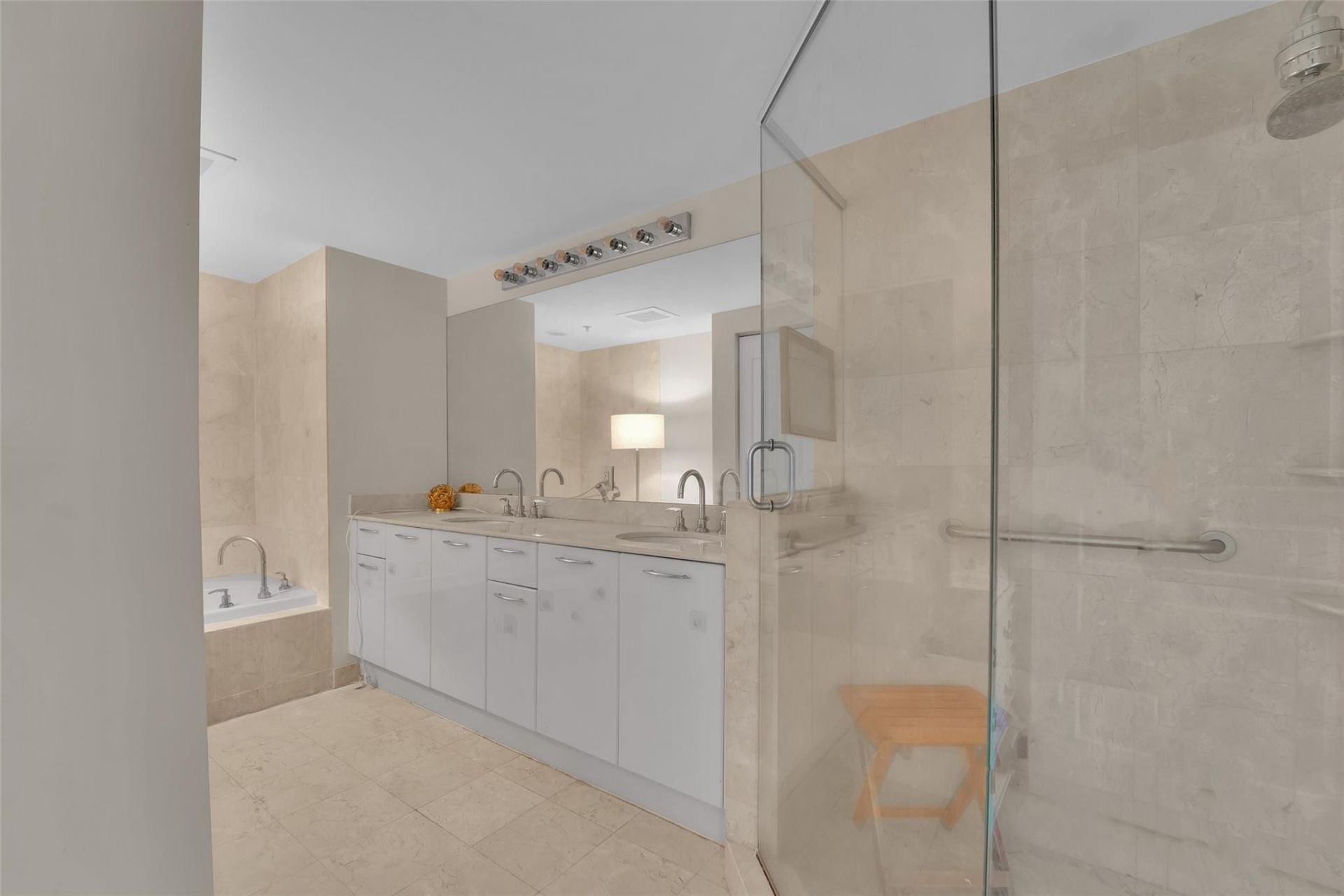 350 SE 2nd Street, Unit 850, Fort Lauderdale, FL 33301 Photo