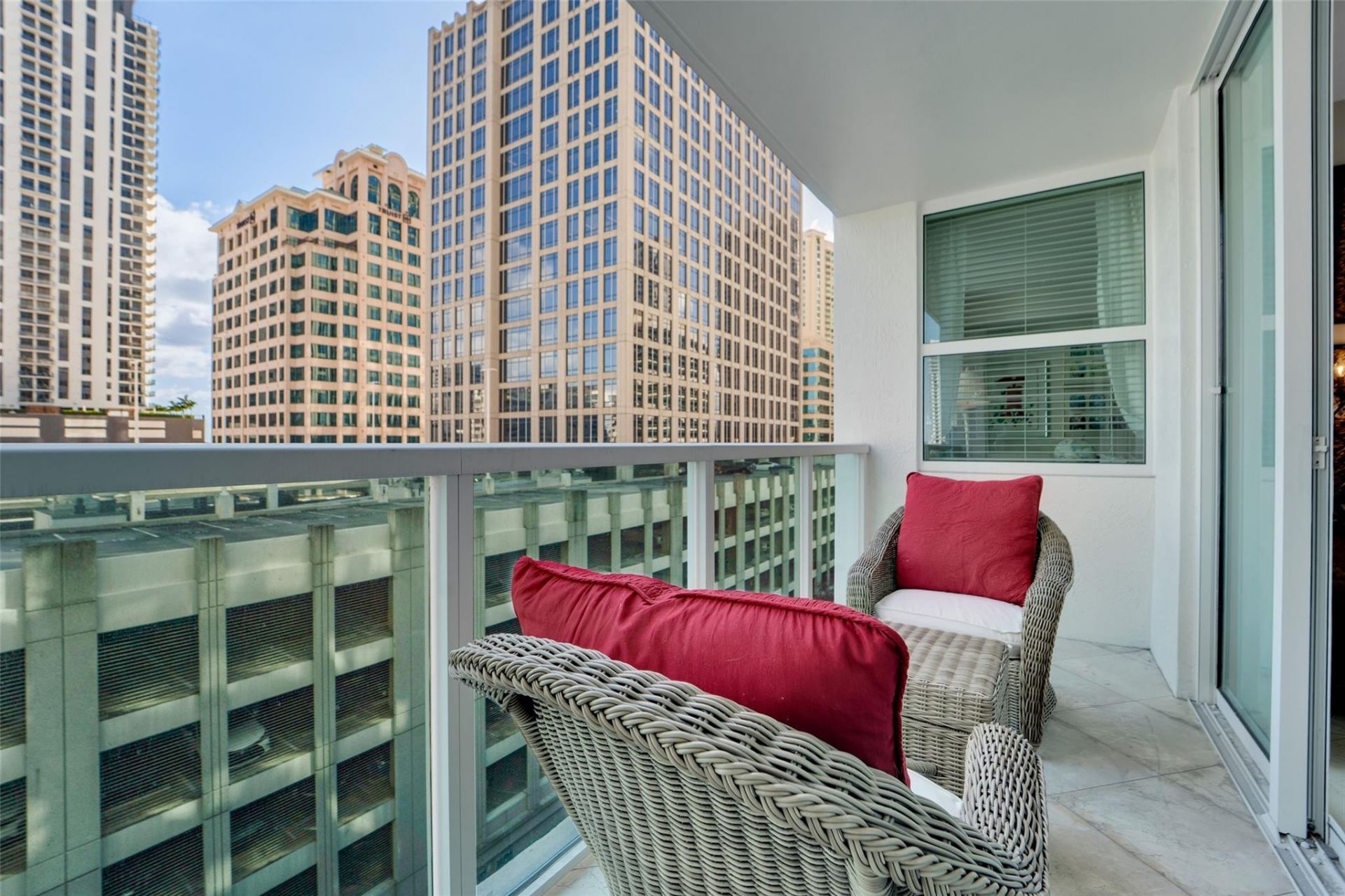 350 SE 2nd Street, Unit 850, Fort Lauderdale, FL 33301 Photo