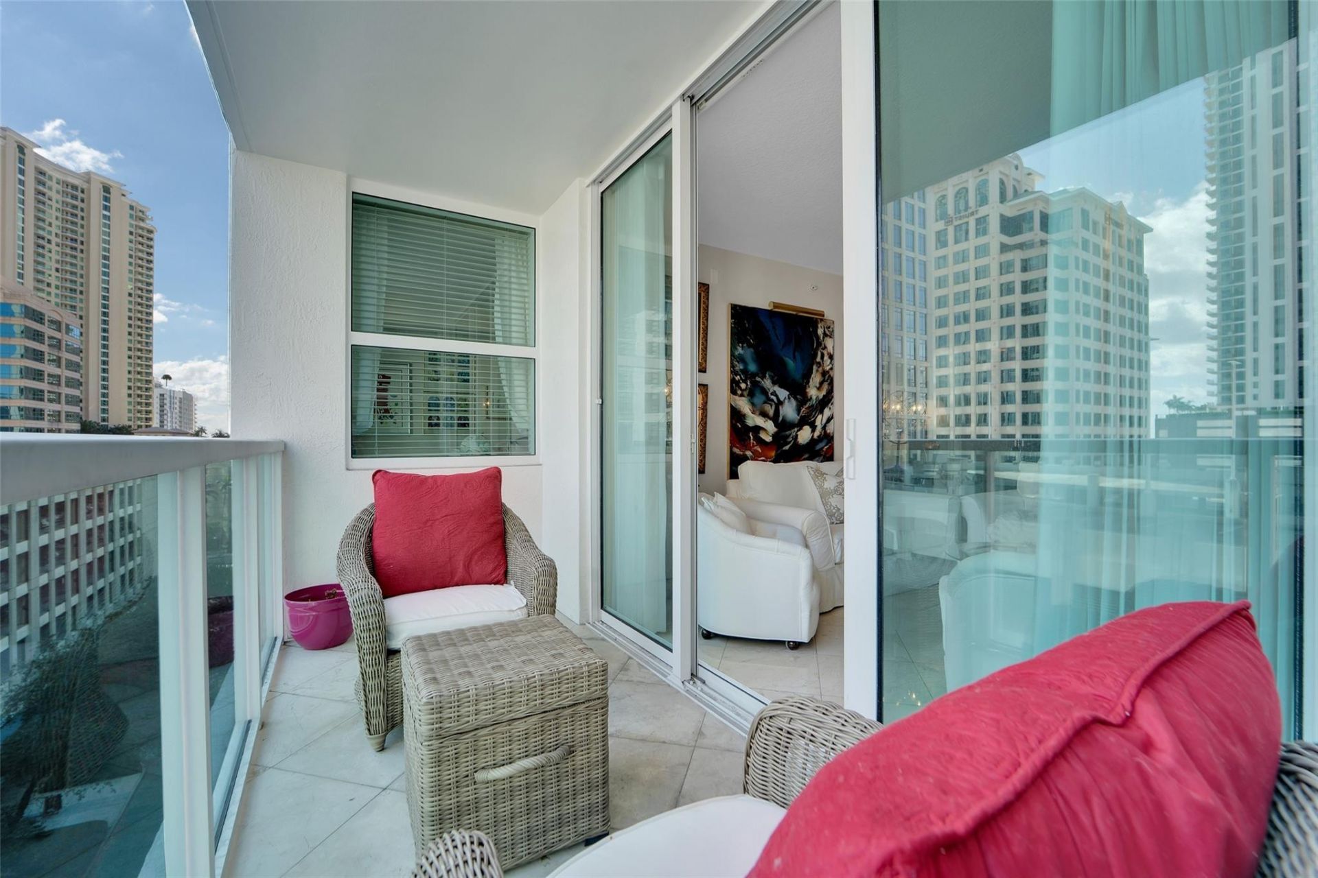 350 SE 2nd Street, Unit 850, Fort Lauderdale, FL 33301 Photo