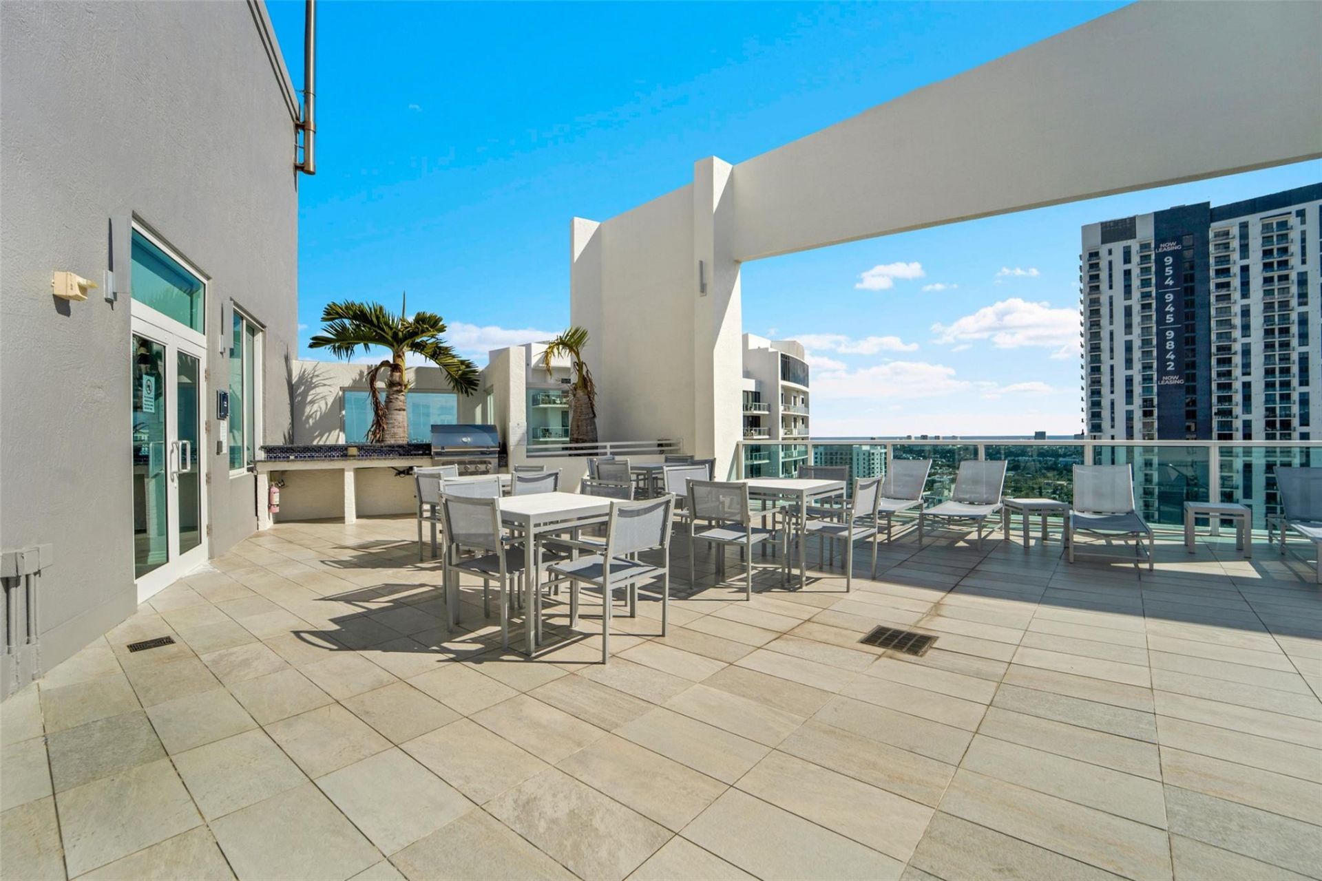350 SE 2nd Street, Unit 850, Fort Lauderdale, FL 33301 Photo