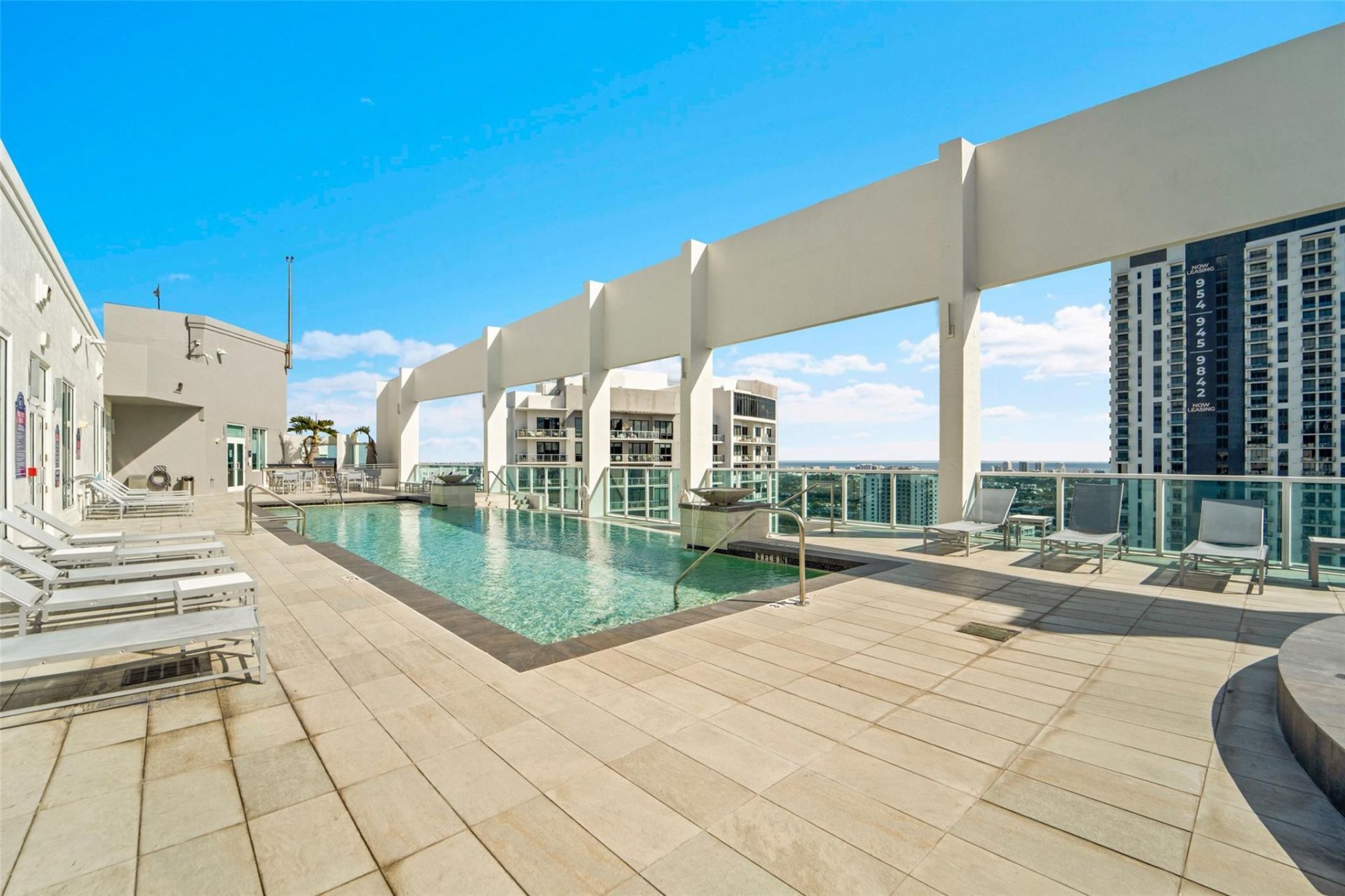 350 SE 2nd Street, Unit 850, Fort Lauderdale, FL 33301 Photo