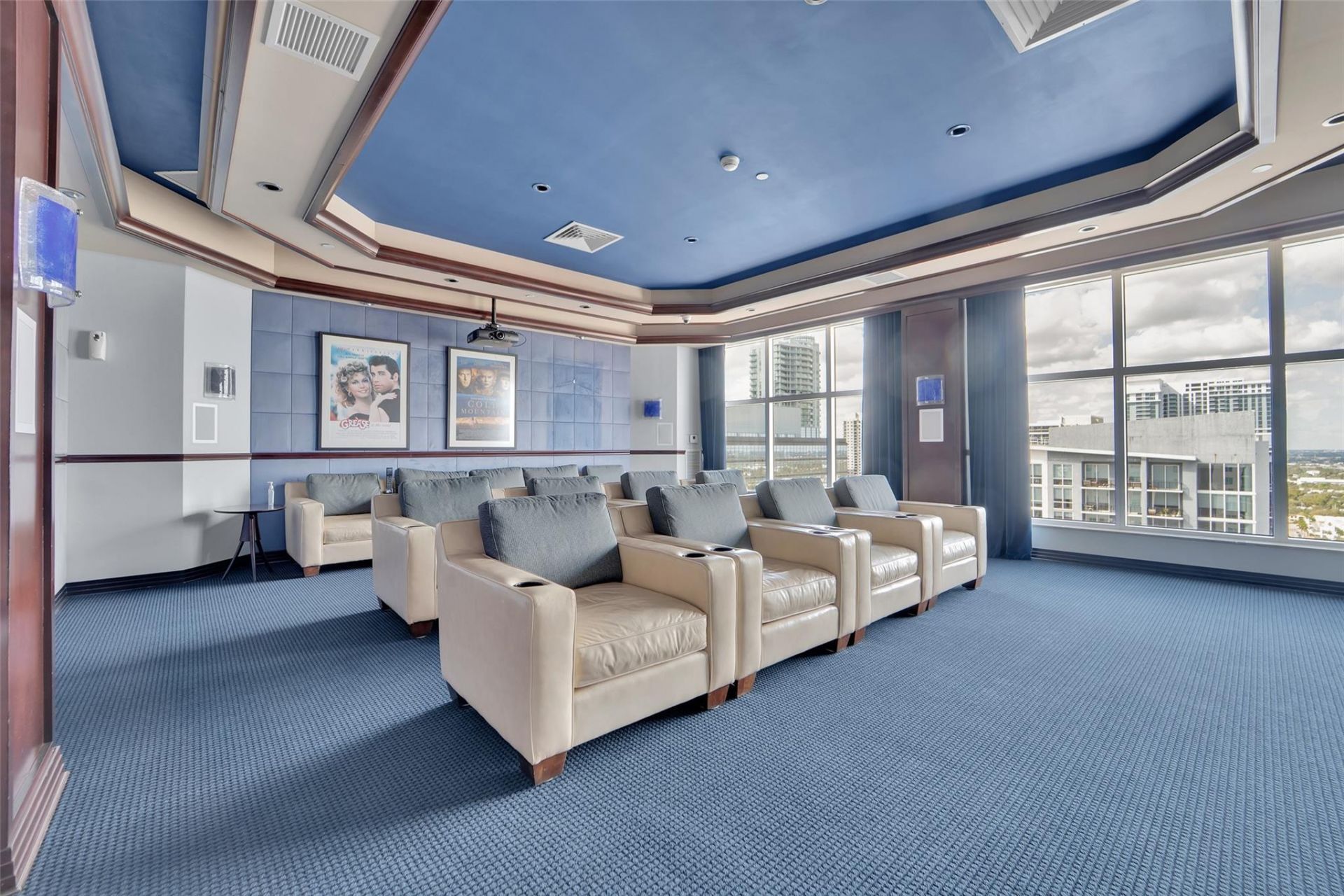 350 SE 2nd Street, Unit 850, Fort Lauderdale, FL 33301 Photo