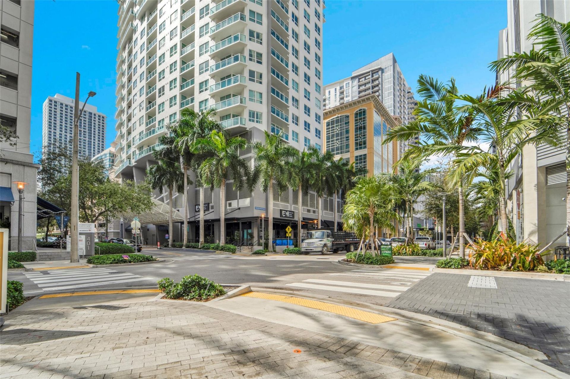 350 SE 2nd Street, Unit 850, Fort Lauderdale, FL 33301 Photo