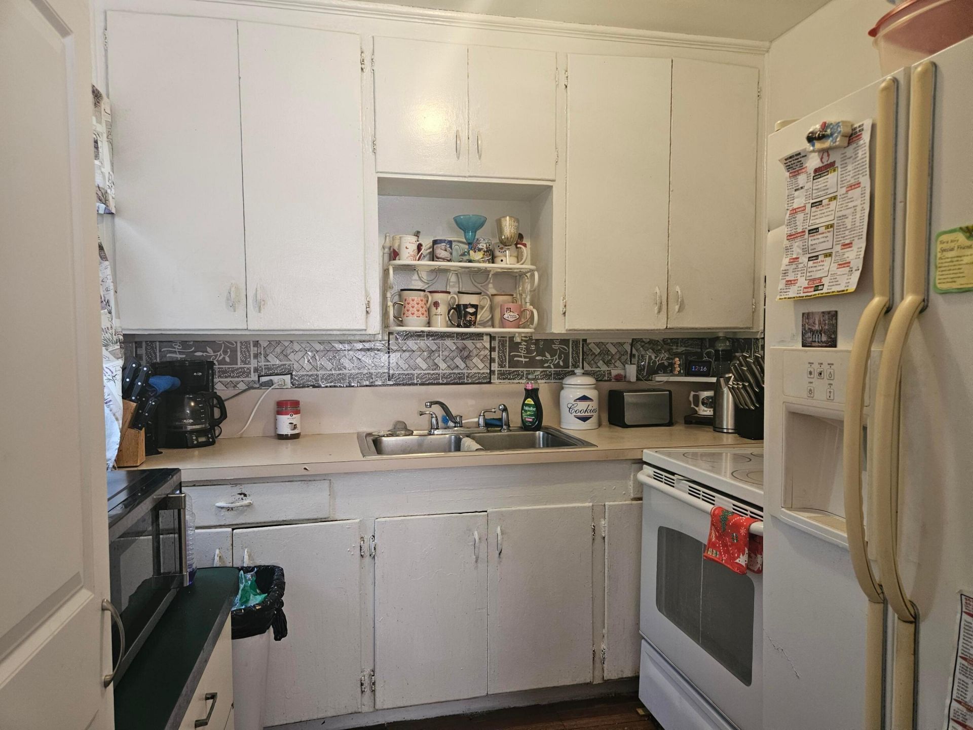 318 N Lakeside Court, West Palm Beach, FL 33407 Photo